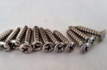 UNS S17400 Round Head Screws