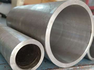 Seamless Stainless Steel Hollow Round Pipe Manufacturer in Mumbai Seamless Stainless Steel Hollow Round Pipe Manufacturer in Mumbai