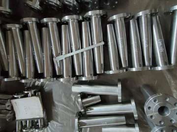 SS 316L Long Weld Neck Flanges SS 316L Long Weld Neck Flanges