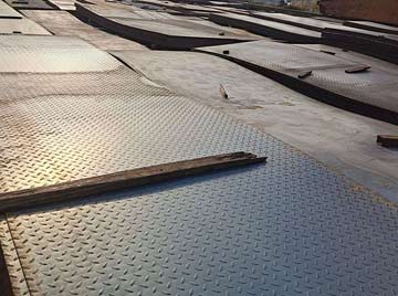 Stockist of Carbon Steel Diamond Plates in India